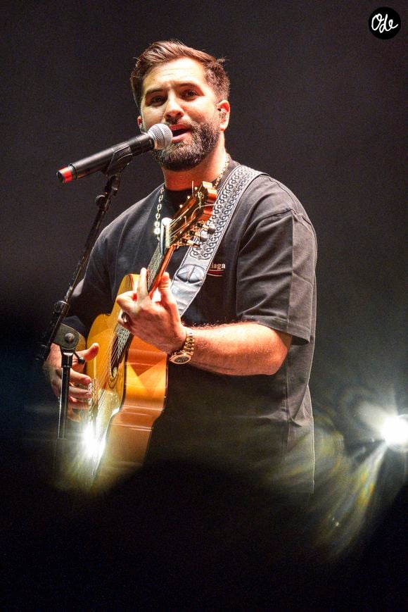 Kendji Girac - Les artistes se produisent lors du concert "Scoop Live" de Radio Scoop à la LDLC Arena de Décines près de Lyon, le 25 février 2025. © Sandrine Thesillat / PsnewZ / Bestimage