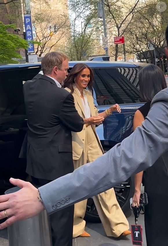 Le prince Harry, duc de Sussex et Meghan Markle, duchesse de Sussex, aperçus à New York, le 23 avril 2025. (Backgrid USA / Bestimage).