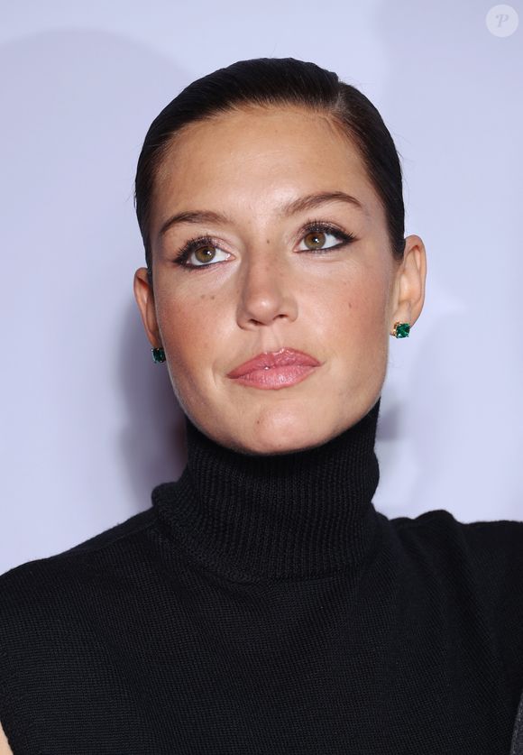 Adèle Exarchopoulos est la maman d'un petit garçon prénommé Ismaël qu'elle a eu avec le rappeur Doums

Adèle Exarchopoulos - People au photocall de la soirée "GQ Men of the Year awards 2024" à l'hôtel Plaza à Paris. Le 20 novembre 2024
© Denis Guignebourg / Bestimage