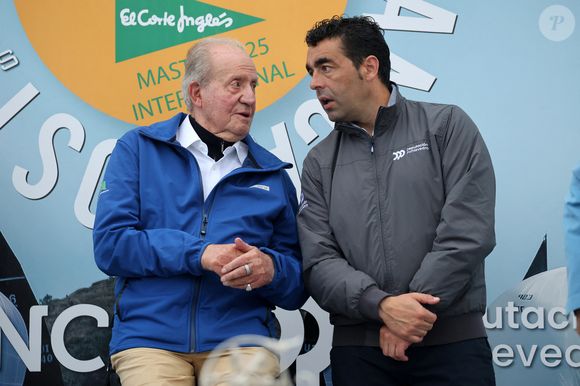 Le roi Juan Carlos de Bourbon, lors de la cérémonie de remise des prix de la 10ème édition de la régate Master King Juan Carlos-El Corte Inglés à Sanxenxo le 14 septembre 2025.

Photo : Europa Press / Bestimage