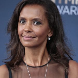 En 2020, la présentatrice télé a fait l'acquisition d'une bâtisse historique, située à proximité d'Aix-en-Provence. 

La présentatrice de télévision française Karine Le Marchand assiste à la cérémonie de clôture du 61e Festival de télévision de Monte-Carlo à Monte-Carlo, Monaco, le 21 juin 2022.  Photo by Patrick Aventurier/ABACAPRESS.COM