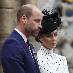 Que se passe-t-il vraiment entre Kate, William et le prince Harry ?

Le prince William, prince de Galles, et Catherine (Kate) Middleton, princesse de Galles -  La famille royale lors de la messe qui marque les 80 ans de la fin de la guerre à l'abbaye de Westminster à Londres

Jordan Pettitt/WPA-Pool/Bestimage
