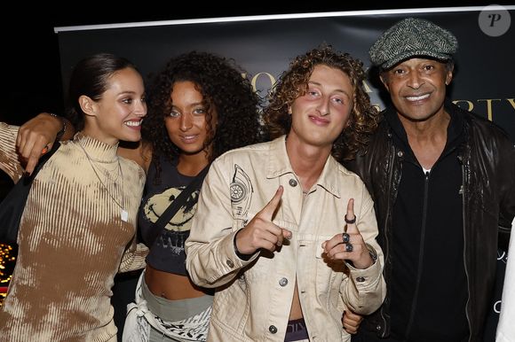 Benjamin d'une famille à succès, Joalukas Noah trace son propre chemin, bénéficiant des conseils et du soutien de sa mère, Isabelle Camus.

Exclusif - Jenaye, Eleejah, Yannick Noah et Joalukas Noah lors de la soirée d'anniversaire de ce dernier à Paris le 10 juin 2022.

© Cyril Moreau / Bestimage