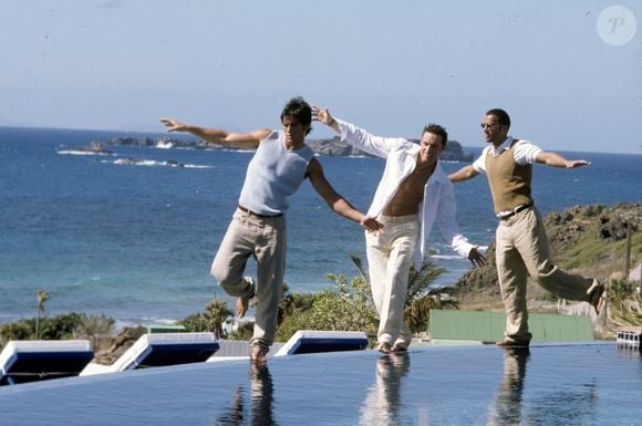 Archives - Dans les Caraïbes, à Saint-Barthélemy, le groupe 2 Be 3, Adel Kachermi, Filip Nikolic et Frank Delay, le 12 mars 1998. Michel MARIZY via Bestimage