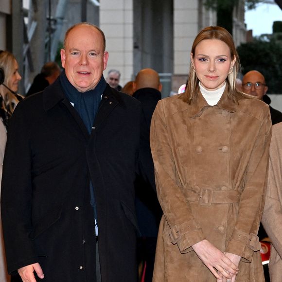 Le prince Albert II de Monaco, La princesse Charlène de Monaco, La princesse Stéphanie de Monaco, Camille Gottlieb lors du spectacle Monaco sous les Etoiles, sous le chapiteau de Fontvieille à Monaco, le 22 décembre 2025. 
© Claudia Albuquerque / Bestimage