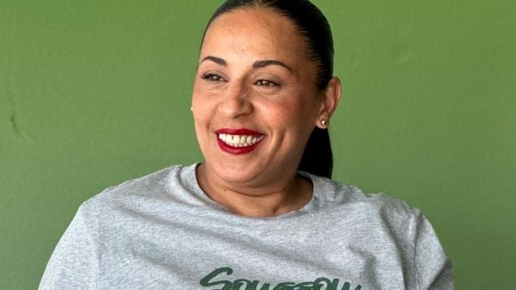 Un nettoyage en profondeur sans effort ! L'astuce miracle de l'experte Souad (Familles nombreuses) pour laver cet accessoire très utilisé l'été