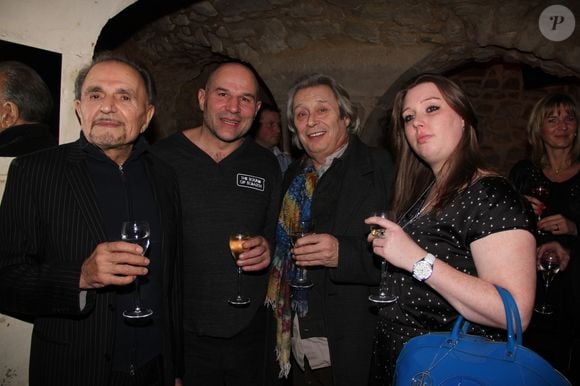 Jean-Pierre Kalfon, Vincent Moscato, Patrick Bouchitey et Jessica Holgado (fille de Ticky Holgado) - Soirée pour le 10eme anniversaire de la disparition de l'acteur Ticky Holgado au restaurant "O Mantra" à Paris le 30 janvier 2014. ©Baldini/Bestimage