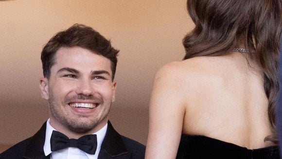 Photo : Antoine Dupont - Antoine Dupont et sa compagne Iris Mittenaere se  retrouvent sur les marches du film « Dossier 137 » lors du 78ème Festival  International du Film de Cannes