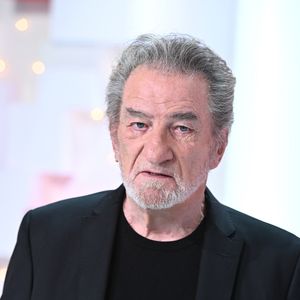Exclusif - Eddy Mitchell - Enregistrement de l'émission "Vivement Dimanche prochain" présentée par M.Drucker et diffusée le 5 décembre sur France 2. Le 23 novembre 2021
© Guillaume Gaffiot / Bestimage