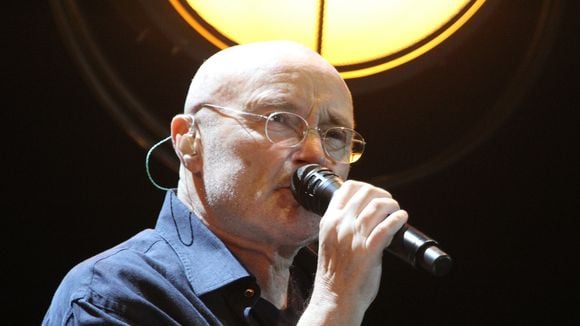 Cette star de la chanson sort de sa réserve pour donner de ses nouvelles : "J’ai une infirmière à domicile 24 heures sur 24..."