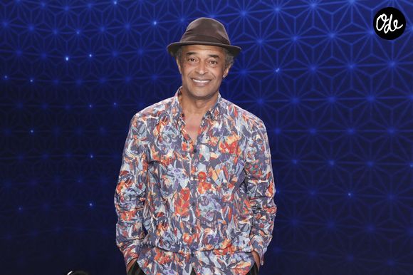 Conservant son optimisme habituel, l'ancien sportif a partagé des clichés teintés d'autodérision depuis sa chambre d'hôpital.

Exclusif - Yannick Noah - Backstage - Enregistrement de l'émission "La boîte à secrets", présentée par F.Bollaert. © Jack Tribeca / Bestimage