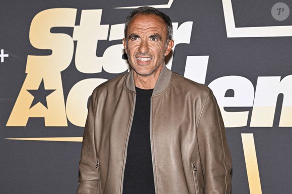 “Parfois, je fais la semaine de 35 heures en 48 heures (Il rit.) Il y a des périodes avec des sollicitations permanentes. Je suis obligé de dire non à 60 %, 70 % des choses", a-t-il expliqué au sujet de son son rythme effréné auprès du "Parisien".

Nikos Aliagas au photocall de la Star Academy au Grand Rex de Paris le 29 septembre 2025 pour le show case de présentation de la nouvelle saison de la Star Academy. Photo by Joly V/ANDBZ/ABACAPRESS.COM