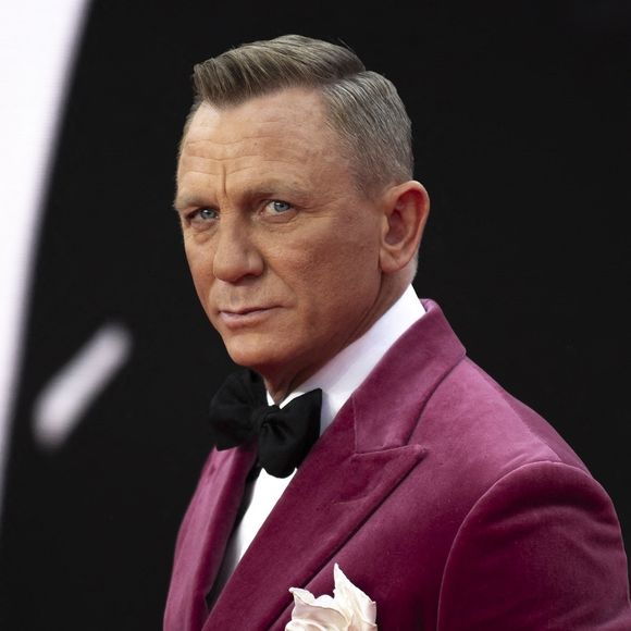 et ne regrette pas une seconde son choix

Daniel Craig  à la première mondiale du film James Bond : No Time to Die (Mourir peut attendre) au Royal Albert Hall à Londres le 28 septembre 2021.
©Backgrid UK/ Bestimage