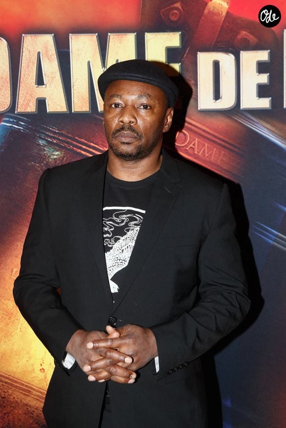 MC Solaar (Claude M'Barali) - Personnalités à la représentation de la comédie musicale "Notre Dame de Paris" à l'occasion des 25 ans, au Palais des Congrès à Paris. Le 23 novembre 2023
© Christophe Clovis / Bestimage