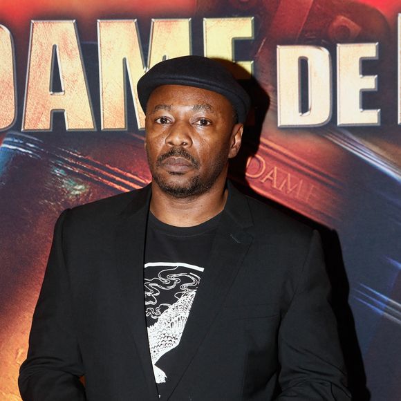 MC Solaar (Claude M'Barali) - Personnalités à la représentation de la comédie musicale "Notre Dame de Paris" à l'occasion des 25 ans, au Palais des Congrès à Paris. Le 23 novembre 2023
© Christophe Clovis / Bestimage