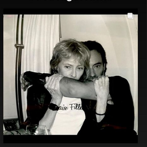 Pour "Paris Match", leur fils Anthony revenait sur la tendre relation qu'entretenaient ses parents.

Alain-Fabien Delon adresse ses condoléances à son demi-frère Anthony Delon suite au décès de sa mère, l'actrice Nathalie Delon, le 21 janvier 2021.