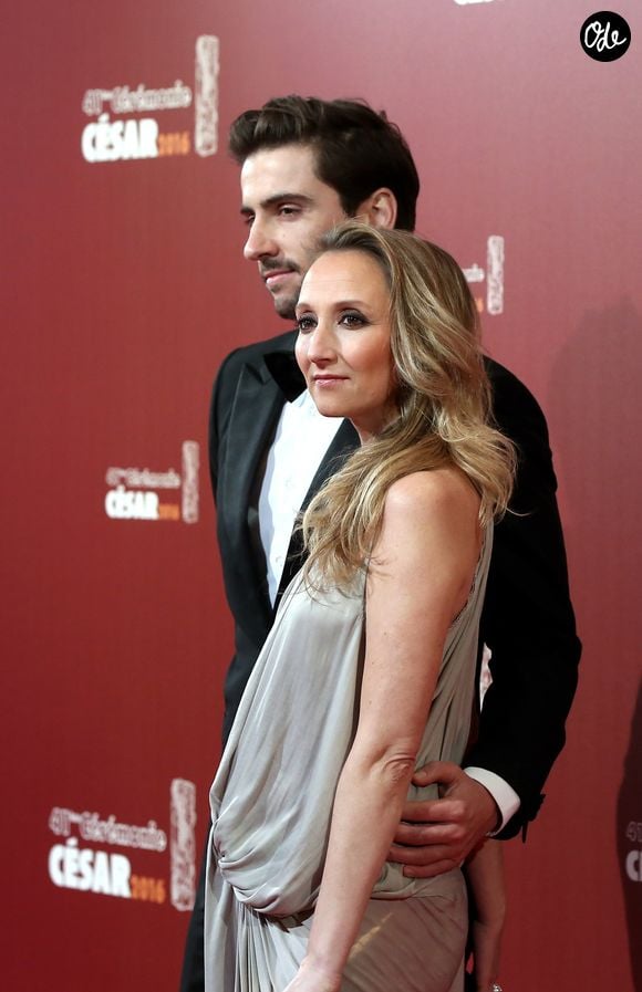Audrey Lamy enceinte et son compagnon Thomas Sabatier lors de la 41ème cérémonie des Cesar au théâtre du Châtelet à Paris, le 26 février 2016.

© Borde-Jacovides/Bestimage