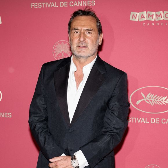 Une nuit magique où Gilles Lellouche et Pio Marmaï n'ont pas seulement brillé par leur talent, mais aussi grâce aux sublimes femmes qui partagent leurs vies.

Gilles Lellouche - Photocall du 79ème Festival International du Film de Cannes, le 12 mai 2026. © Borde-Jacovides-Moreau /Bestimage