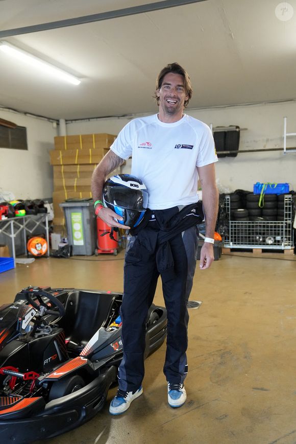 Il a été lui-même concerné de près,

Camille Lacourt - 10ème édition du Marathon Karting Jules Bianchi sur le circuit Paul Ricard en soutien à l'Association Jules Bianchi le 11 septembre 2025. © Anne-Sophie Guebey / Bestimage
