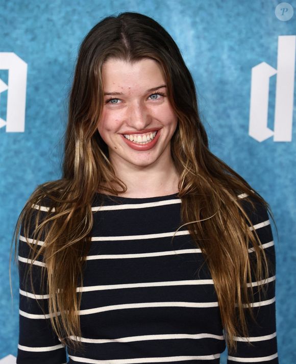 Hollywood, CA La première de 'Dracula' a eu lieu au TCL Chinese Theater à Hollywood, Californie le 03/02/2026.

Sur la photo : Ever Anderson 

Photo : Backgrid USA / Bestimage