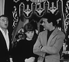 A cette époque-là, l'acteur a vécu une idylle avec Françoise Dorléac, elle aussi jeune actrice en devenir.

Françoise Dorléac, Jean-Pierre Cassel et Norbert Carbonnaux sur le tournage de La Gamberge, en 1960. Photo : INA/Youtube
