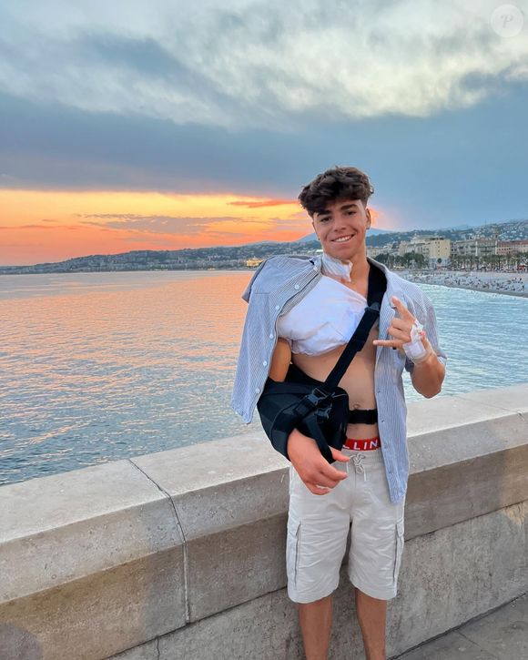 Spécialiste de canoë monoplace slalom comme son père, Titouan a annoncé une grande nouvelle

Titouan Estanguet, fils de Tony Estanguet, a annoncé s'être fait opérer sur Instagram. Novembre 2024.