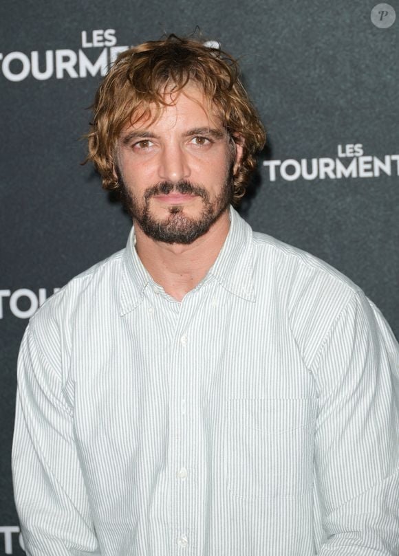 Il s'agit d'une grande première pour Niels Schneider

Niels Schneider - Avant-première du film "Les tourmentés" à l'UGC Ciné Cité Les Halles à Paris le 3 septembre 2025. © Coadic Guirec/Bestimage