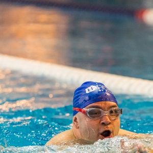 Yoann Riou, journaliste, lors du Challenge des Héros de la Natation qui a été lancé le 24 février lors du Meeting Olympique de Natation de Courbevoie. L'objectif est de combiner les participations pendant un mois afin de récolter des fonds pour les enfants d'Haïti, avec un objectif de 40000km. Le premier kilomètre a été effectué par des nageurs professionnels et des célébrités. Courbevoie, Ile de France, Paris, 24 février 2019. Photo by Daniel Derajinski/ABACAPRESS.COM