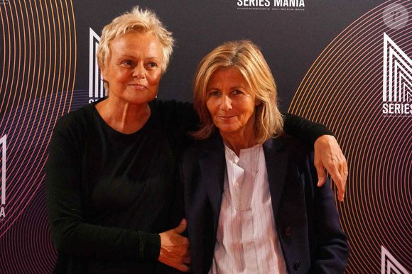 Muriel Robin et Claire Chazal participent au photocall lors du Festival Series Mania - Day Five le 30 août 2021 à Lille, France. Photo by ABACAPRESS.COM