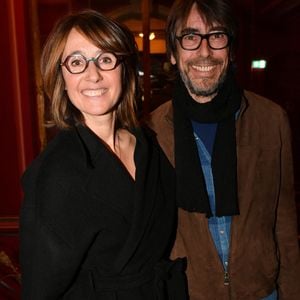 Exclusif - Alexia Laroche Joubert et son compagnon Mathieu Grinberg - Générale du chanteur Amir Haddad, seul-en-scène dans la pièce "Sélectionné" mise en scène par S. Suissa au théâtre Edouard VII à Paris le 28 mars 2022. © Veeren/Bestimage