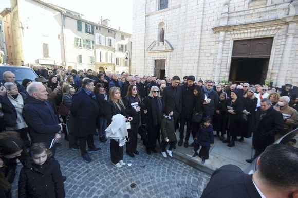 La famille et les proches - Obsèques du chef Clément Bruno en la collégiale Saint-Martin de Lorgues, France, le 3 février 2025. © Alain Brun-Jacob/Bestimage