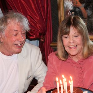 Exclusif - Hervé Vilard et Chantal Goya - Chantal Goya fête son anniversaire, 84 ans, au Bar des Prés à Paris le 10 juin 2026.
© Philippe Baldini / Bestimage