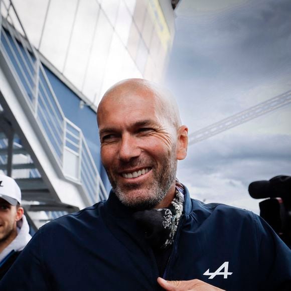 Zinedine Zidane a célébré les 27 ans de la première victoire des Bleus en Coupe du monde.

Zinedine Zidane lors des 24h du Mans le 15 juin 2024
©Dppi / Panoramic / Bestimage