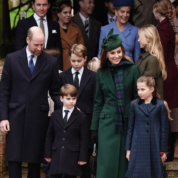Le prince de Galles, le prince Louis, le prince George, la princesse de Galles et la princesse Charlotte après le service religieux du matin de Noël à l'église St Mary Magdalene à Sandringham, Norfolk, Angleterre, Royaume-Uni, le mercredi 25 décembre 2024. Photo par Aaron Chown/PA Wire/ABACAPRESS.COM