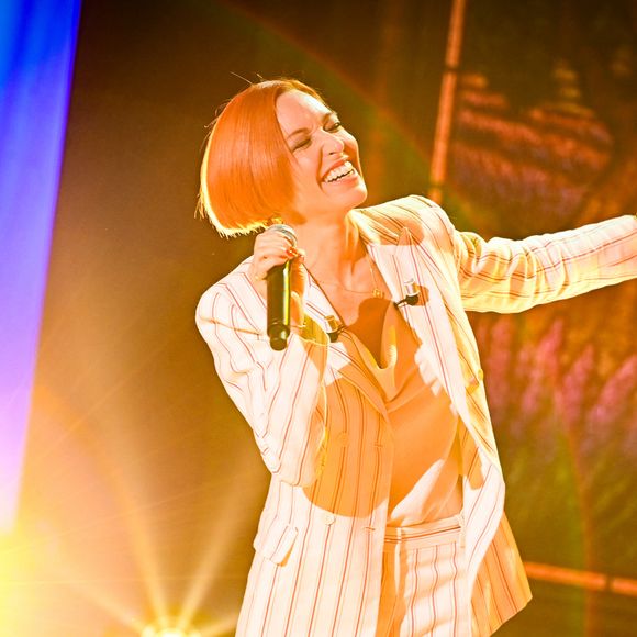 Exclusif - Natasha St-Pier lors de l'enregistrement de l'émission "Vivement dimanche" à Paris, FRanxce, le 9 septembre 2025 et diffusée le 12 octobre 2025 sur France 3. © Guillaume Gaffiot/Bestimage