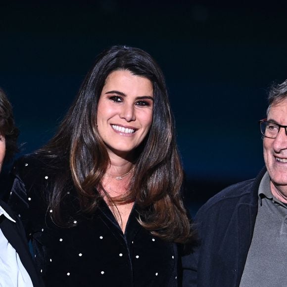 Exclusif - Karine Ferri et ses parents Helena et Claude - Surprises - Enregistrement de l'émission "La chanson secrète", présentée par N.Aliagas et diffusée le 29 décembre sur TF1
© Guillaume Gaffiot-Cyril Moreau / Bestimage