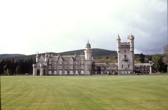 Le billet permet d'accéder au domaine de Balmoral durant tout le week-end.

Le château royal de Balmoral.

Photo : Bestimage
