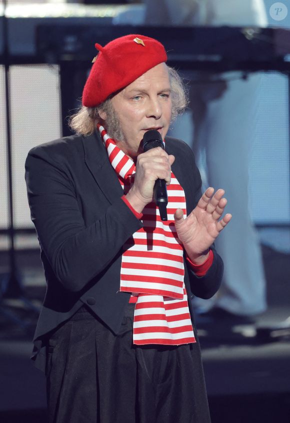 Philippe Katerine - Cérémonie de la 40ème édition des Victoires de la Musique à la Seine Musicale à Boulogne-Billancourt, France, le 14 février 2025. © Coadic Guirec/Bestimage