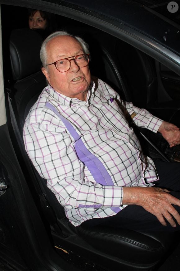 Jean-Marie Le Pen lors de la soirée d'anniversaire de Pierre-Jean Chalençon (né le 23 juin 1970) au Oh! César-Paris le 29 juin 2022.

© Philippe Baldini / Bestimage