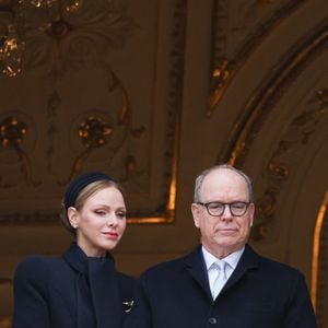 Le prince Albert II de Monaco et la princesse Charlene ont assisté à la procession, depuis le Palais Princier, dans le cadre des célébrations de la Sainte-Dévote à Monaco, le 27 janvier 2026. 
© Claudia Albuquerque/Bestimage