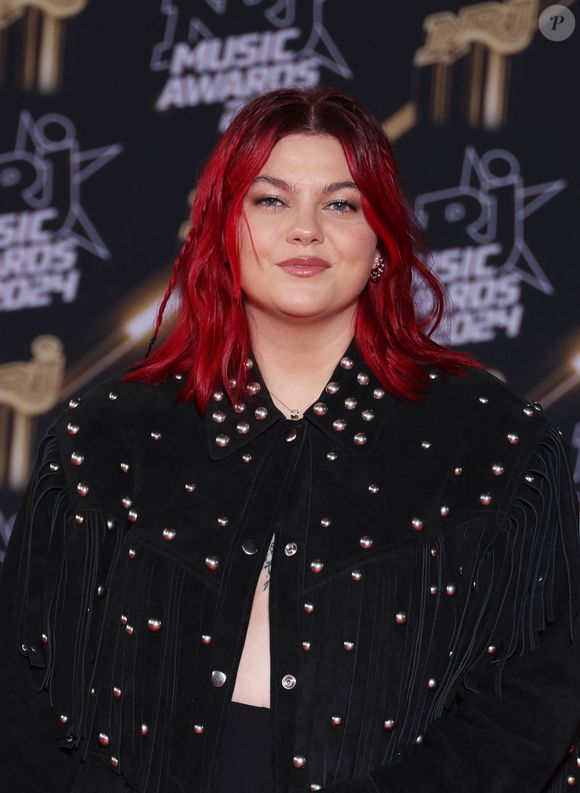 Louane - Photocall de la 26ème édition des NRJ Music Awards au palais des festivals de Cannes, le 1er novembre 2024. © Guignebourg-Bebert/Bestimage