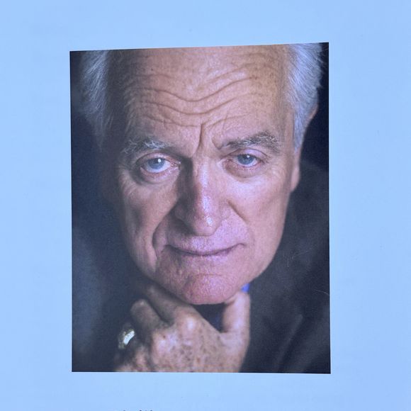 Illustration - Arrivées aux obsèques de Philippe Labro en l'église de Saint-Germain-des-Prés à Paris le 13 juin 2025. © Dominique Jacovides - Christophe Clovis / Bestimage