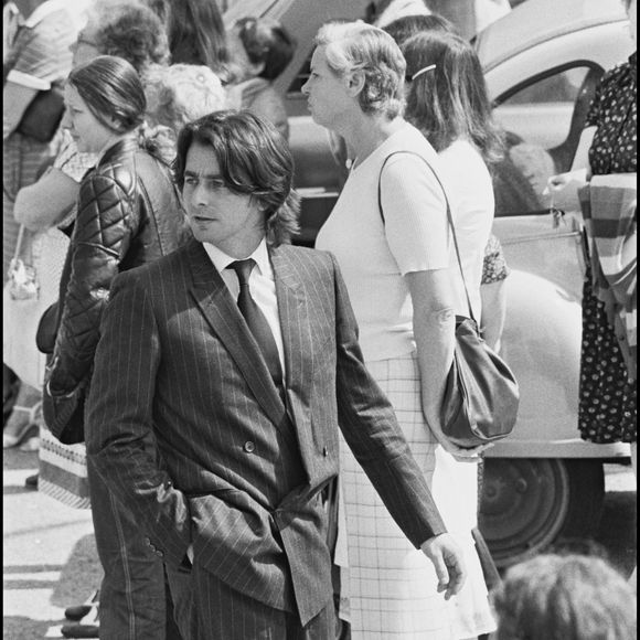 Archives - Les proches de Romy Schneider dont Laurent Pétin à l'enterrement du fils de l'actrice, David.
AGENCE / BESTIMAGE