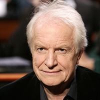 André Dussollier : Sa maison familiale située près du lac le plus pur d'Europe, "la-bas, j'arrive enfin à ralentir le rythme"