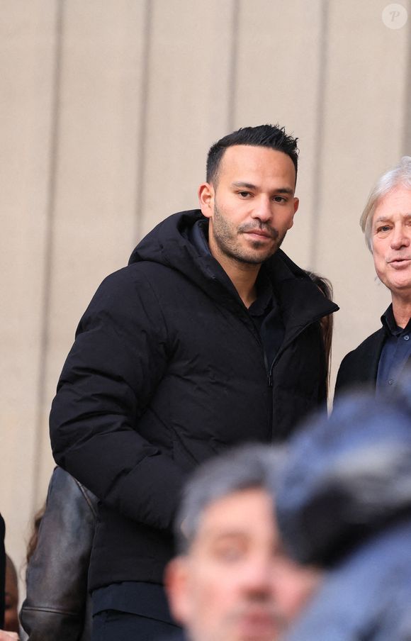 Mohamed Bouhafsi après la cérémonie funéraire de Rolland Courbis à l'église de la Madeleine à Paris, France, le 14 janvier 2026. Rolland Courbis, ancien footballeur français, entraîneur et commentateur médiatique au franc-parler, est décédé à l'âge de 72 ans. Photo par Jerome Domine/ABACAPRESS.COM