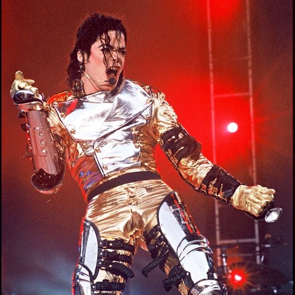 Michael Jackson sur scène, au stade Wembley en concert à Londres en 1997. Tournée "History World Tour".

©BestImage