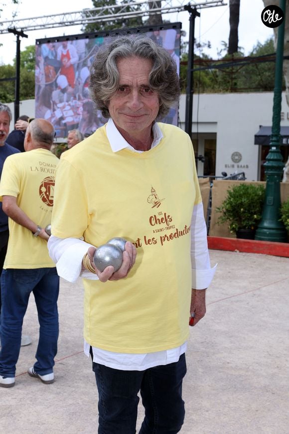 Le Chef Gérald Passédat   , place des Lices à Saint-Tropez lors de la Pétanques des Chefs. - 4ème édition "Les Chefs à Saint-Tropez fêtent les Producteurs" sur la place des Lices à Saint-Tropez le 5 mai 2024. © Jean-Marc Lhomer/Bestimage
