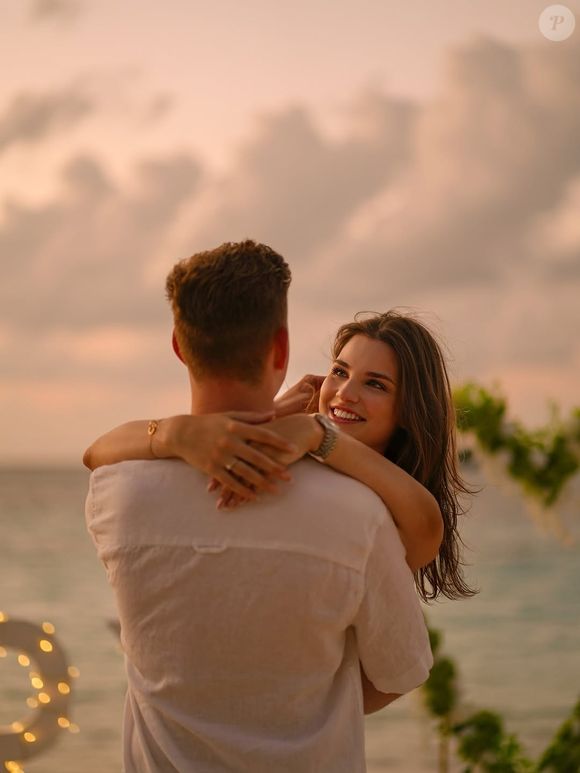 David Schumacher a annoncé ses fiançailles avec sa copine de longue date, Vivien Keszthelyi, pilote également.
