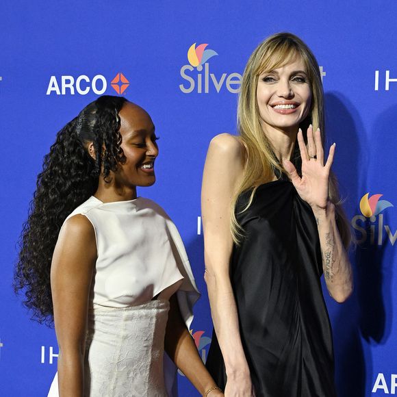 Zahara Marley Jolie et Angelina Jolie assistent à la 36ème édition annuelle des Film Awards du Palm Springs International Film Festival au Palm Springs Convention Center à Palm Springs, Californie, USA, le 3 janvier 2025. Fernando Allende/Broadimage/Bestimage