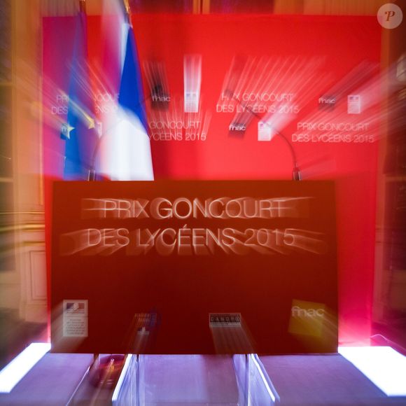 Face à l'impossibilité de mettre ce projet en œuvre, elle devrait vendre la propriété aux enchères

Illustration - Cérémonie de remise du Prix Goncourt des Lycéens 2015 à Paris, le 1er décembre 2015. © Romuald Meigneux/Bestimage